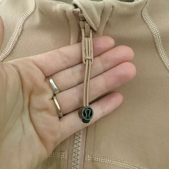 Lululemon define - Picture 6 of 9